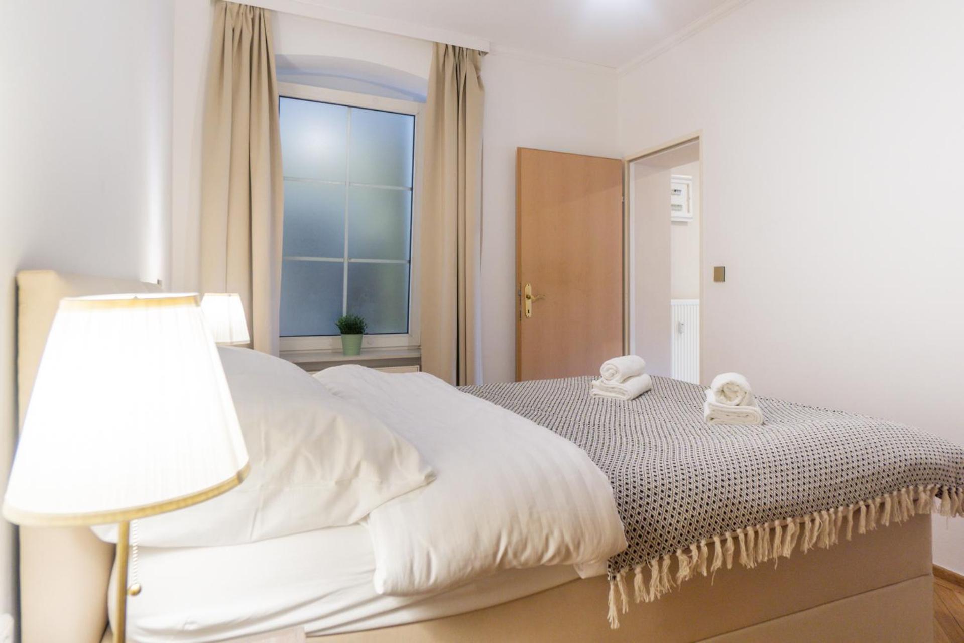 Appartamento Next To Stadion, Near To Lainzer Tiergarten Vienna Esterno foto